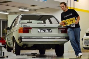 Primeiro placa preta