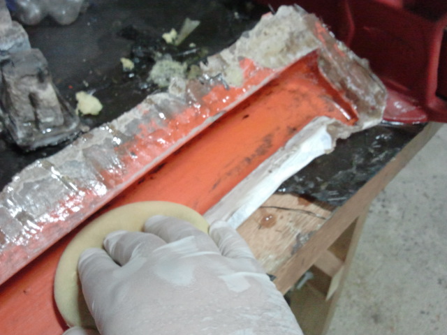 Encerando o novo molde